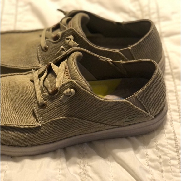 Skechers Shoes Mens Sketchers Volgo Slip On Shoe Size 95 Hey Dude